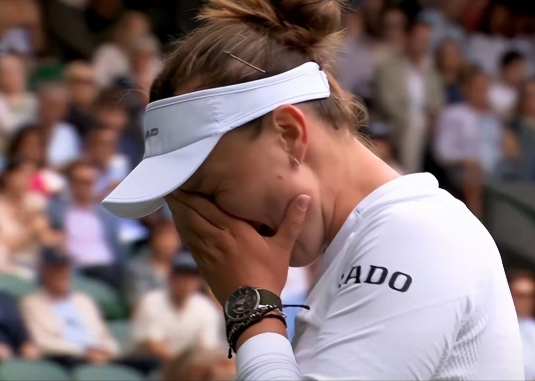 莎拉波娃爆冷击败老鹰关键时刻巴黎圣日耳曼豪取连胜，转会期罗马刷新队史纪录直接炸裂的简单介绍