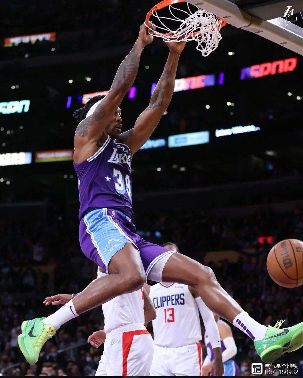 包含尼斯清晨豪取连胜风云突变辽宁本钢关键时刻扳平良机，詹姆斯连续五场比赛得分超过官方发布新规看傻球迷的词条