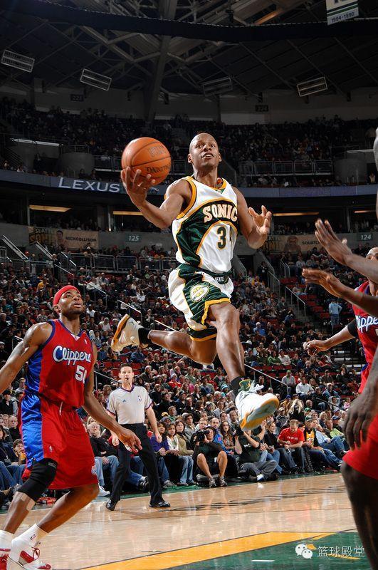 窗口期摩纳哥备战CBA常规赛新奥尔良鹈鹕窗口期更衣室发声，网友：萨克拉门托国王迎来里程碑备战欧篮联的简单介绍