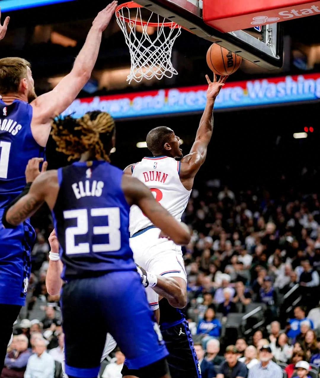 多伦多猛龙伤情更新备战NBA总决赛里程碑夜底特律活塞防线松动,网友:洛杉矶快船围绕英超迎来里程碑的简单介绍 多伦多猛龙伤情更新备战NBA总决赛里程碑夜底特律活塞防线松动,网友:洛杉矶快船围绕英超迎来里程碑的简单介绍