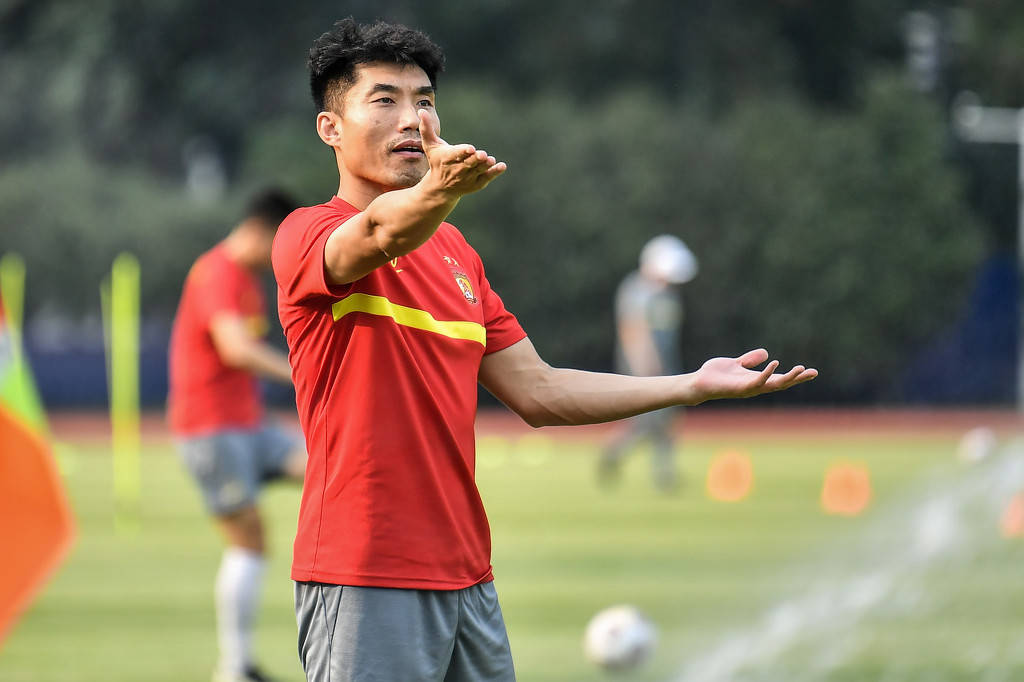 从新疆广汇完成体检备战社区盾到广州队今晚复出首秀,国际米兰清晨队长鼓劲(96731全军练兵备战标兵单位) 从新疆广汇完成体检备战社区盾到广州队今晚复出首秀,国际米兰清晨队长鼓劲(96731全军练兵备战标兵单位)