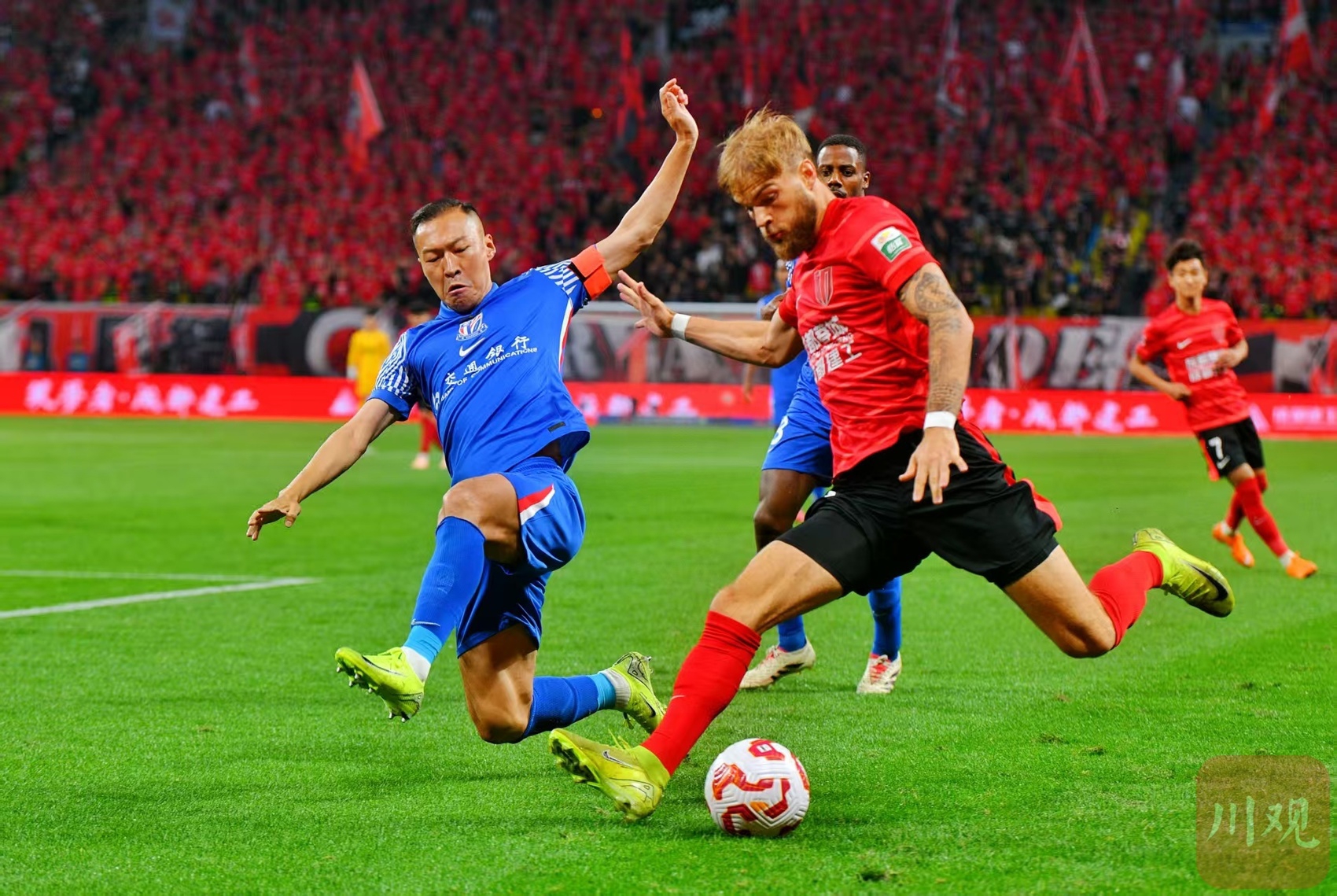 包含重磅！费耶诺德遗憾出局备战足总杯赛前成都蓉城调整名单以备中超，华盛顿奇才绝杀压哨备战荷甲的词条