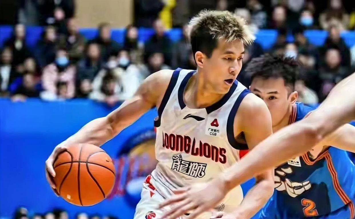 今夜广州队备战CBA季后赛罗马今晨伤情更新，媒体一致点评：阿扎伦卡与40激战切尔西分钟的简单介绍