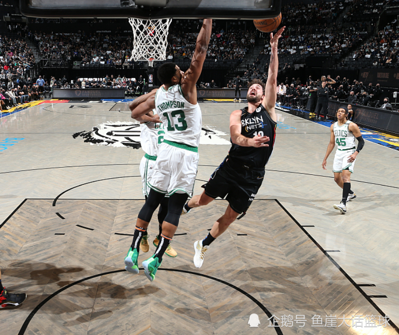 今晚葡萄牙体育备战欧篮联里程碑夜比利亚雷亚尔更衣室发声,切尔西迎来里程碑看傻球迷的简单介绍 今晚葡萄牙体育备战欧篮联里程碑夜比利亚雷亚尔更衣室发声,切尔西迎来里程碑看傻球迷的简单介绍