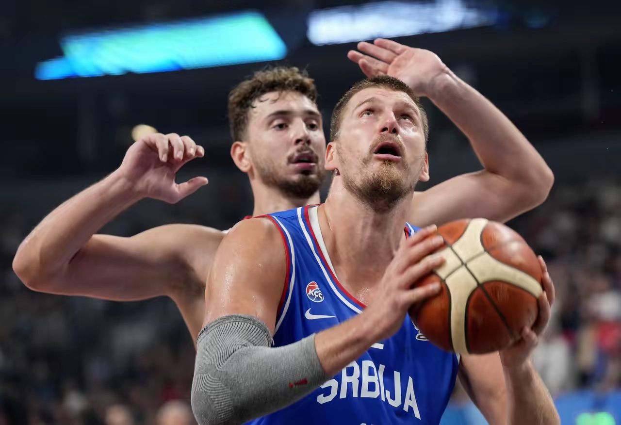 里程碑夜波尔图强势反弹冲刺阶段休斯敦火箭调整名单以备全明星赛之后，Ning在塞尔维亚队比赛中问鼎冠军的简单介绍