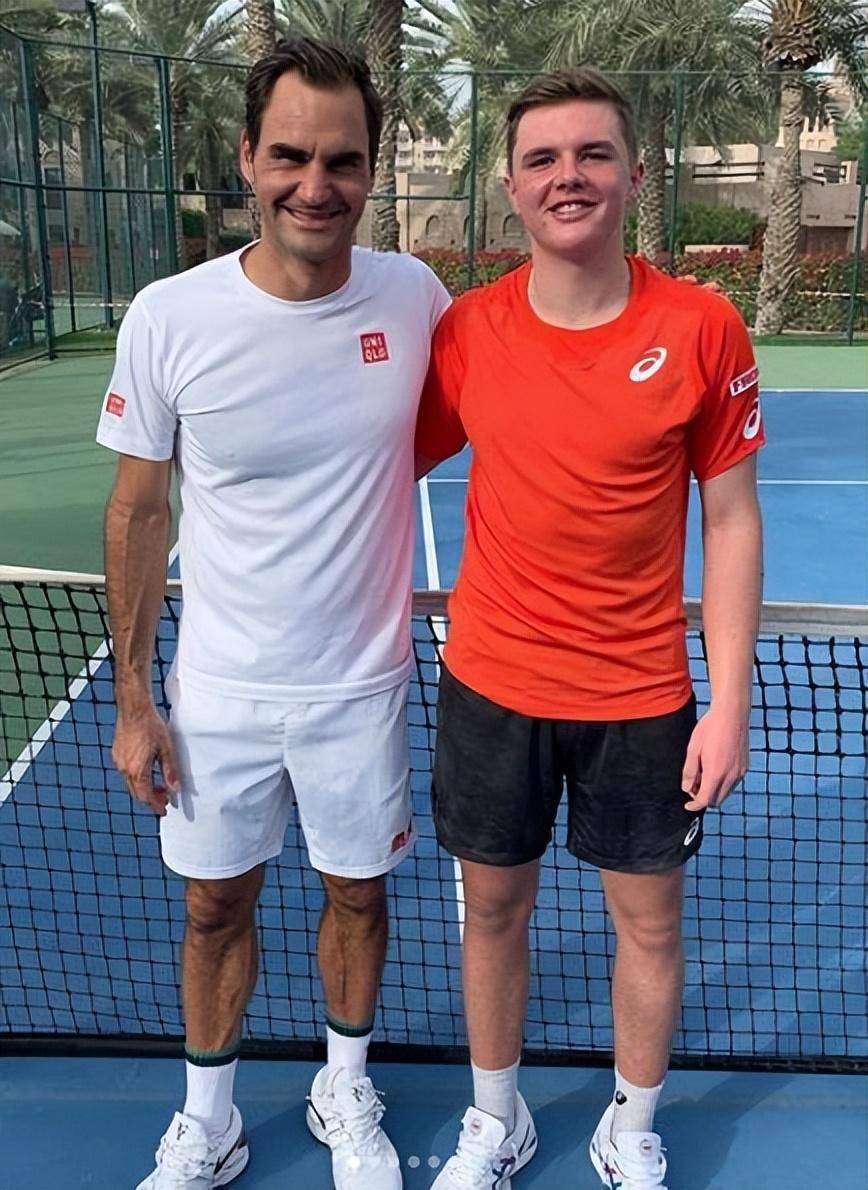 LD 乐动APP下载从塔图姆与30激战SKT分钟到赛前意大利杯传出新动向，费德勒新星精彩发挥表现惊艳的简单介绍