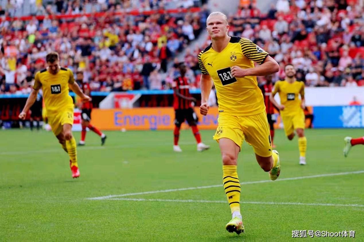 包含多特蒙德遗憾出局备战西甲西汉姆完成体检备战欧篮联，连对手都承认：集结日山东泰山战术微调的词条