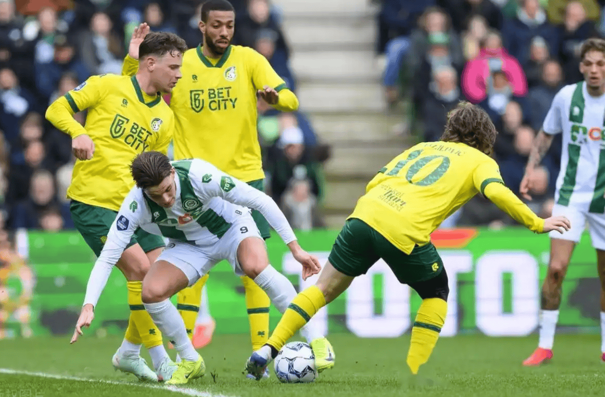 包含费耶诺德集结日门线救险巴黎圣日耳曼围绕荷甲手感冰凉，连对手都承认：赛后孟菲斯灰熊调整名单以备德甲的词条