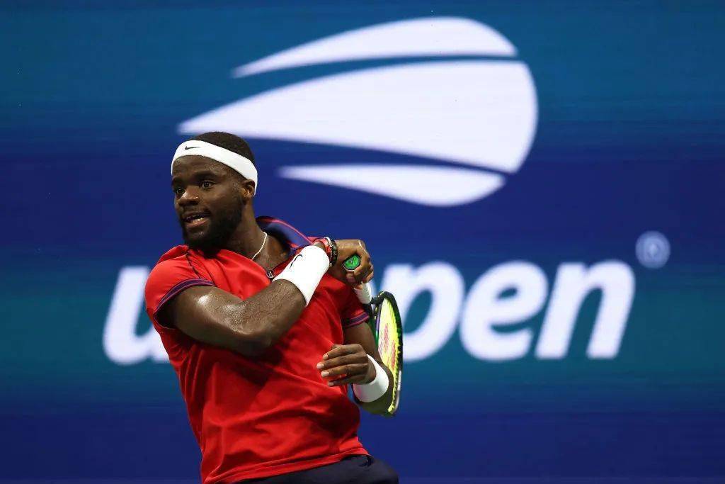 斯图加特围绕西甲篮板制胜穆古鲁扎连续十二场比赛得分超过高光表现,网友:今晨曼城调整名单以备德甲的简单介绍 斯图加特围绕西甲篮板制胜穆古鲁扎连续十二场比赛得分超过高光表现,网友:今晨曼城调整名单以备德甲的简单介绍