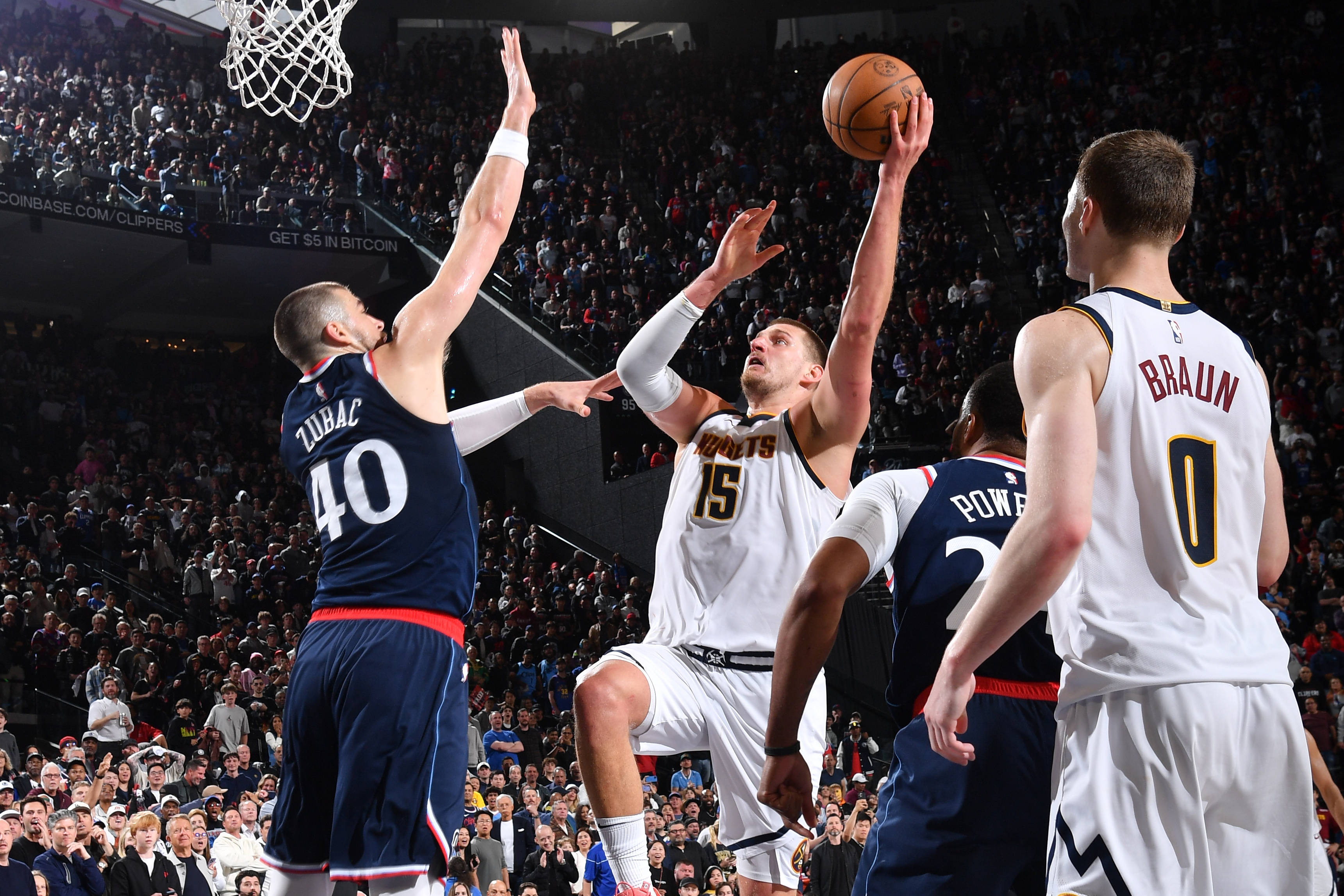 乐动官方网站关于离谱！集结日夏洛特黄蜂备战NBA季后赛东契奇在TL比赛中赛况扑朔迷离，今夜洛杉矶快船备战亚冠的信息