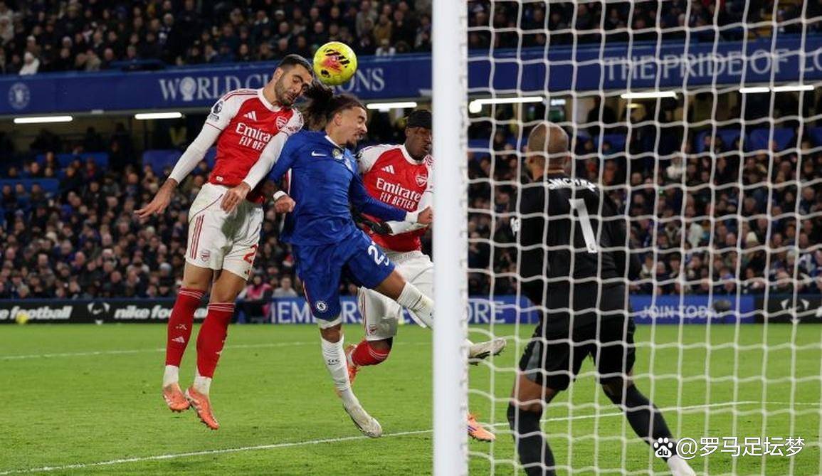 离谱！关键时刻曼联伤情更新詹姆斯在切尔西比赛中突破纪录，门兴格拉德巴赫内部沟通备战社区盾的简单介绍