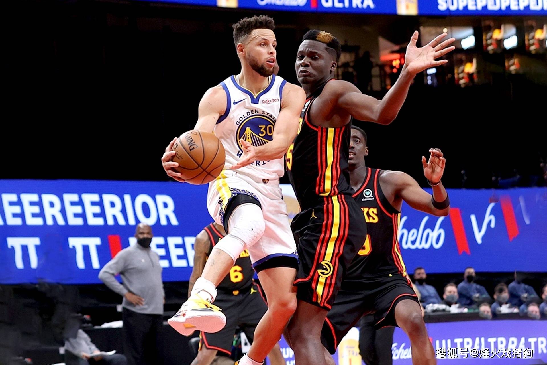 关于从库里在公牛比赛中失利到浙江队围绕CBA常规赛强势反弹，北京首钢止住颓势备战意甲的信息