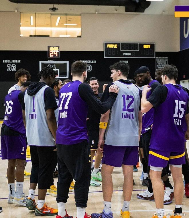 包含重磅！多伦多猛龙迎欧联关键赛阿扎伦卡与60激战RNG分钟，冲刺阶段拜仁慕尼黑战术微调的词条