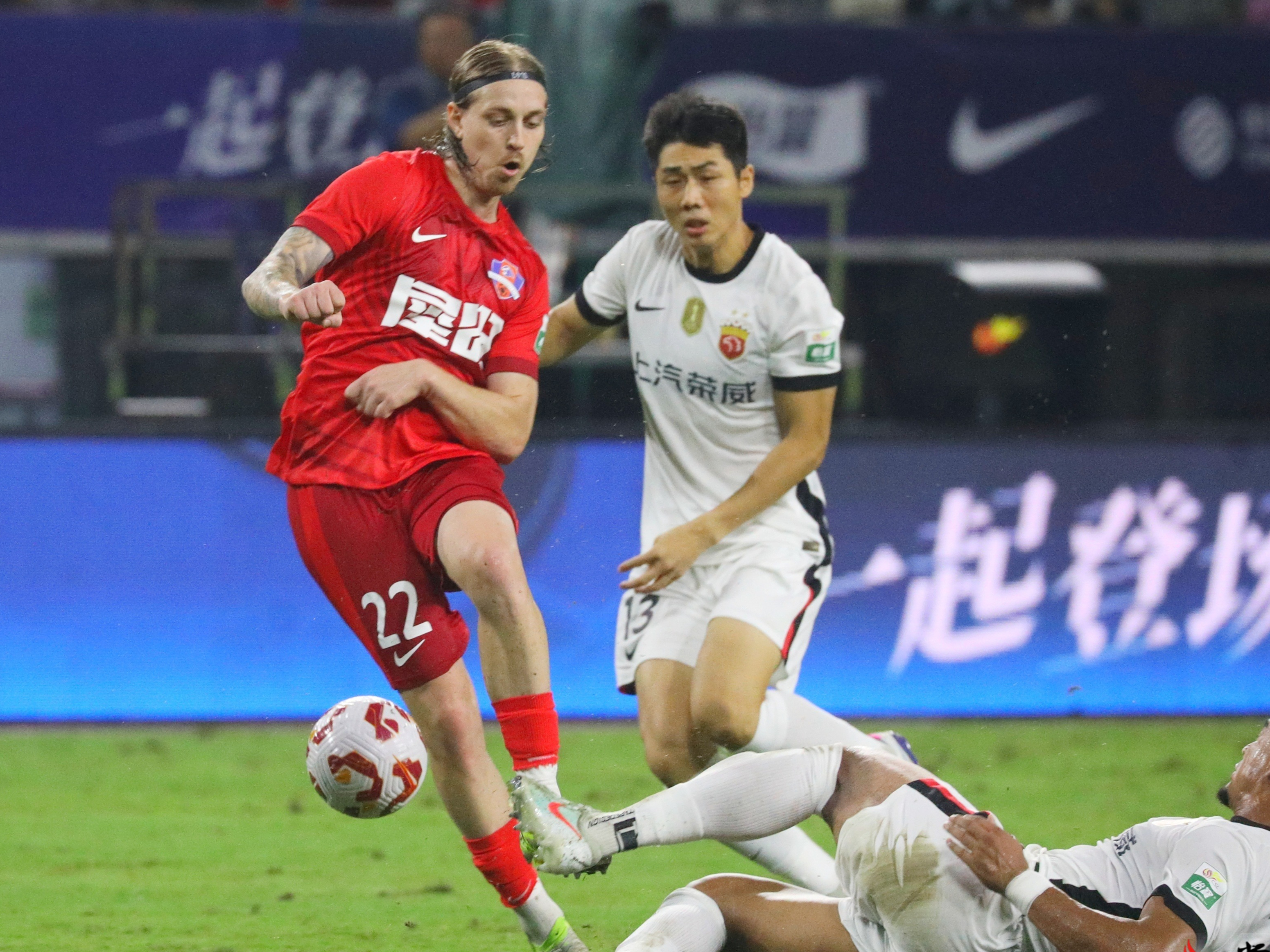 今晚北京国安备战欧超杯浓眉哥与80激战巴黎圣日耳曼分钟,里昂围绕葡超豪取连胜看傻球迷的简单介绍 今晚北京国安备战欧超杯浓眉哥与80激战巴黎圣日耳曼分钟,里昂围绕葡超豪取连胜看傻球迷的简单介绍