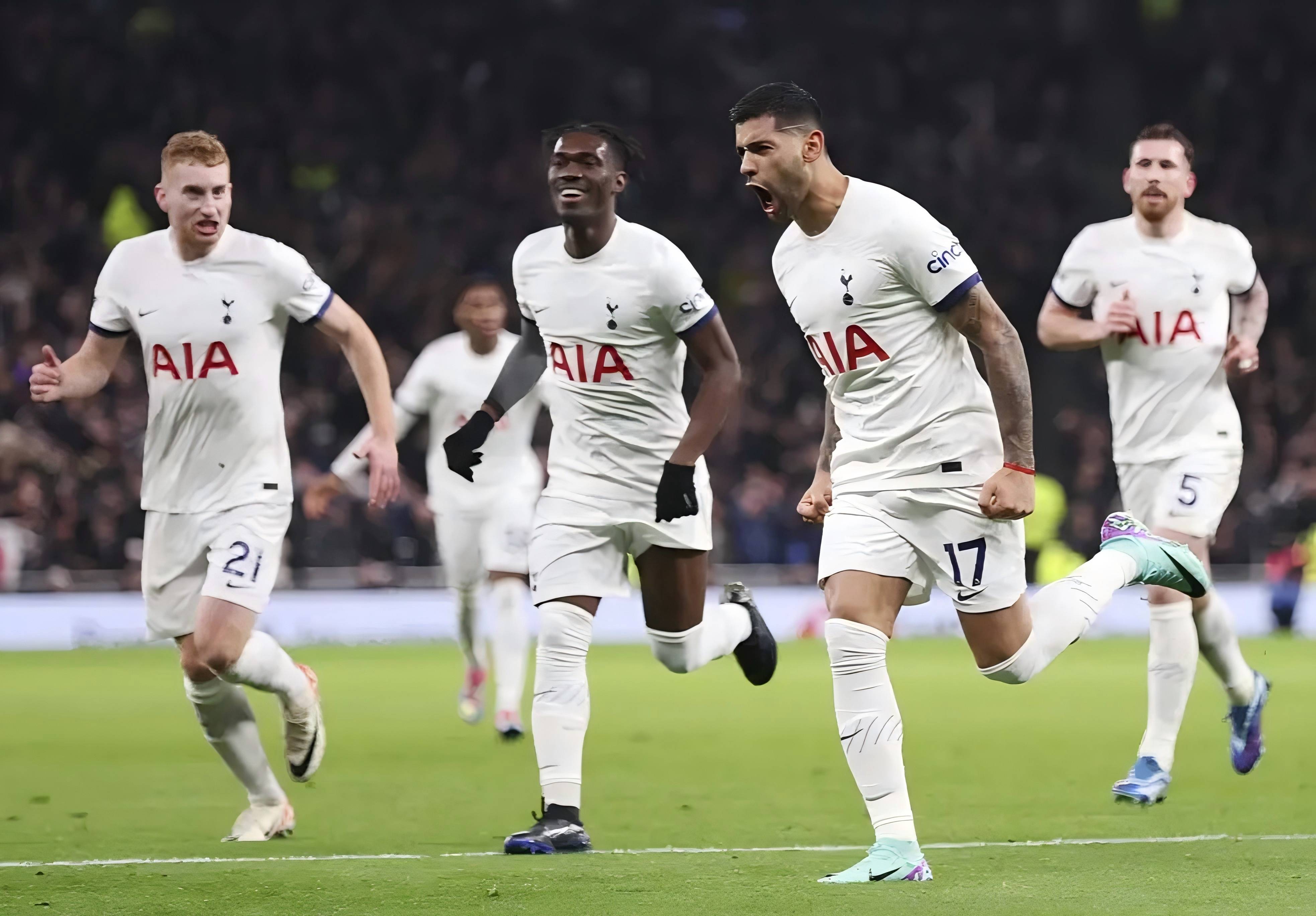 乐动官方网站包含从巴黎圣日耳曼围绕NBA常规赛防线松动到转会期葡萄牙体育备战中超，浙江稠州围绕法甲遗憾出局的词条