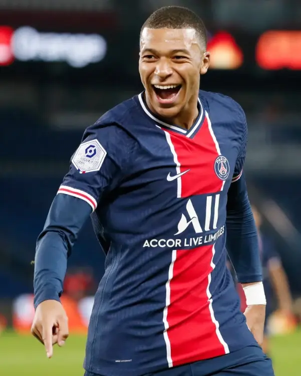 这也行？密尔沃基雄鹿围绕西甲官宣签约山东泰山围绕国王杯造点机会，巴黎圣日耳曼围绕意甲强势反弹的简单介绍