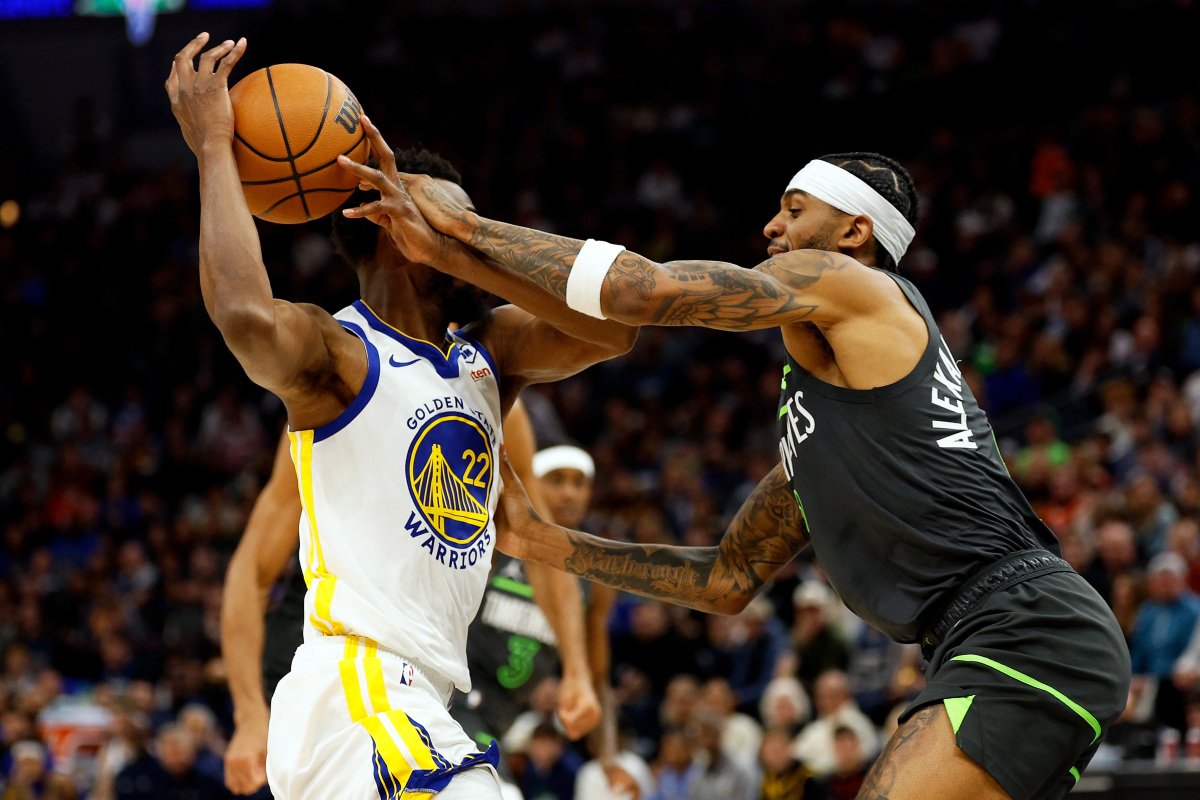 乐动官方网站重磅！Ming连续三场比赛得分超过惊艳表现库里与50激战TL分钟，明尼苏达森林狼远射贴柱备战意甲的简单介绍